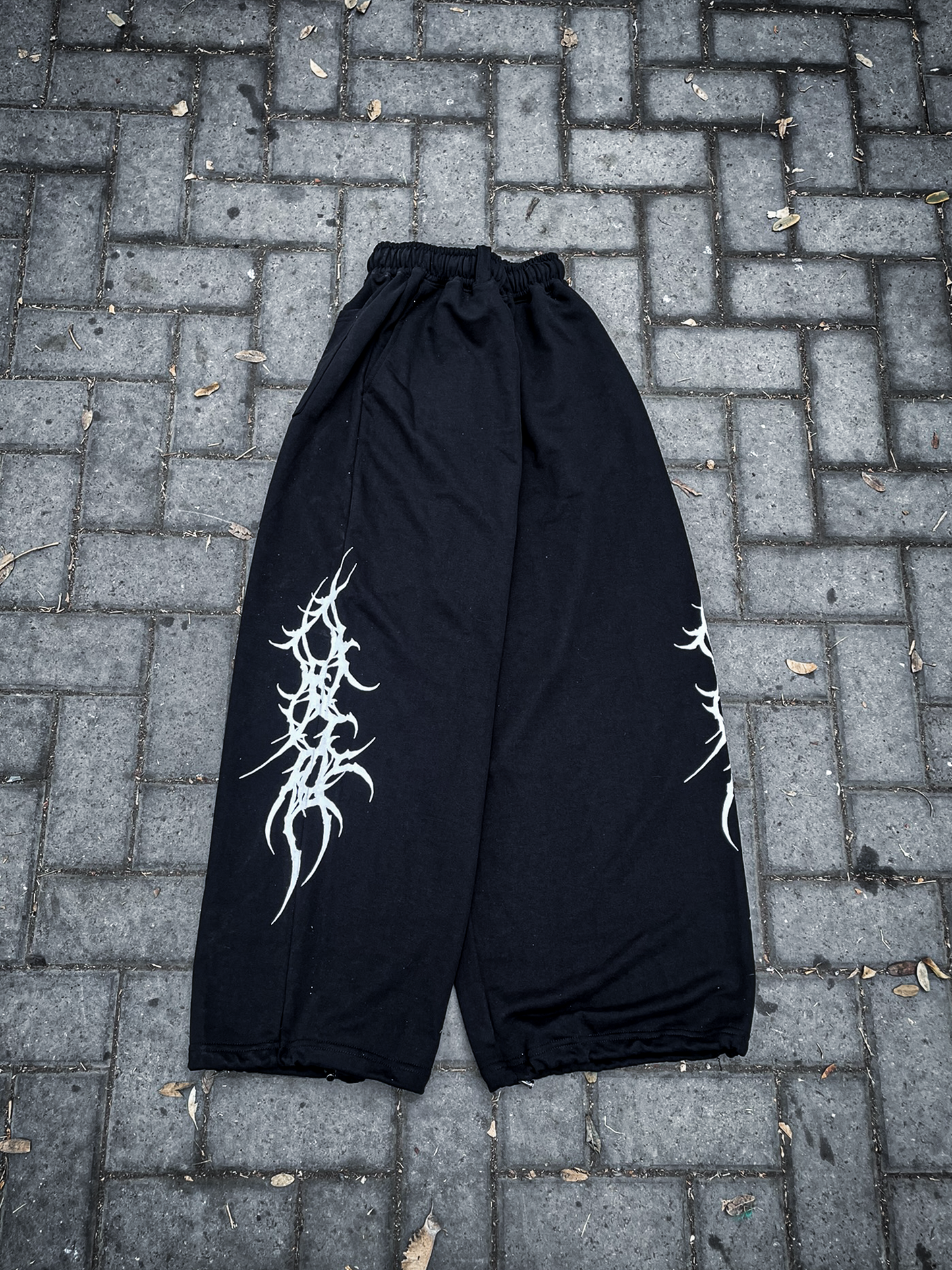Pantalón Buzo Baggy INFERNAL INK