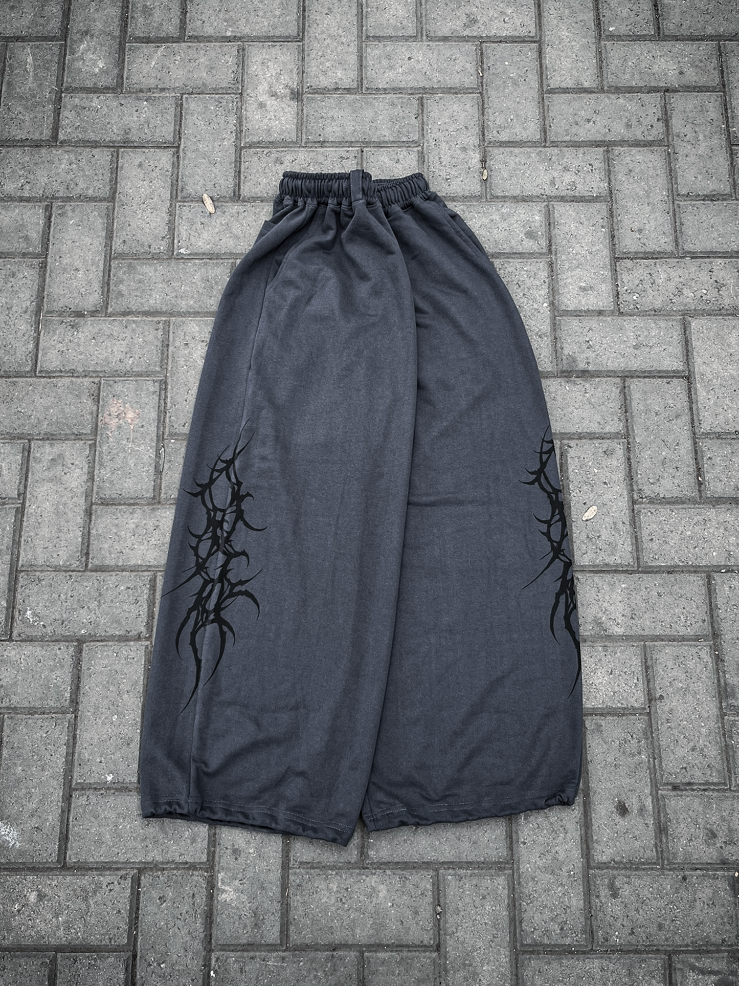Pantalón Buzo Baggy INFERNAL INK DARK GRAY