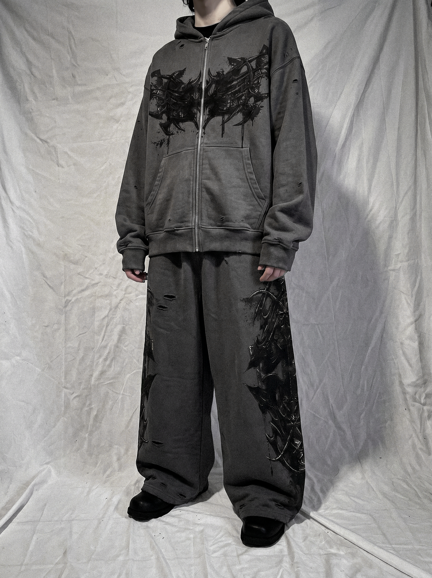 Bloodbound Buzo – Dark Grey