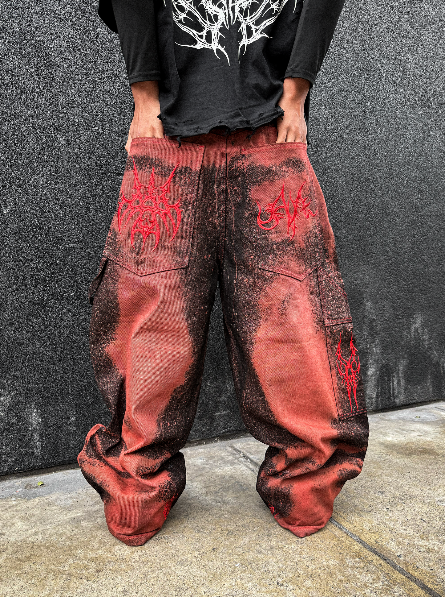 Carpenter Tribal Washed - Red