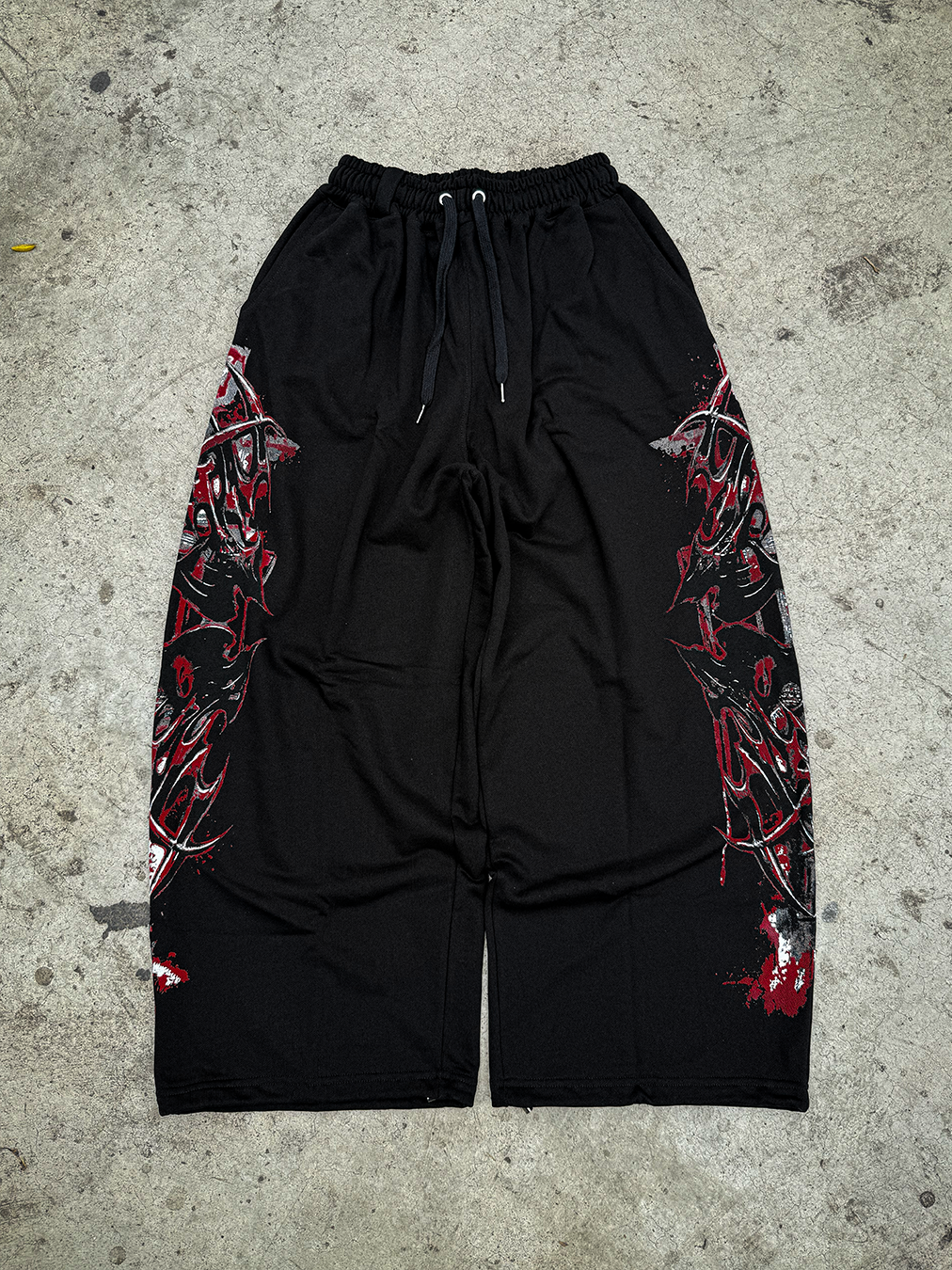Bloodbound Buzo – Black/Red