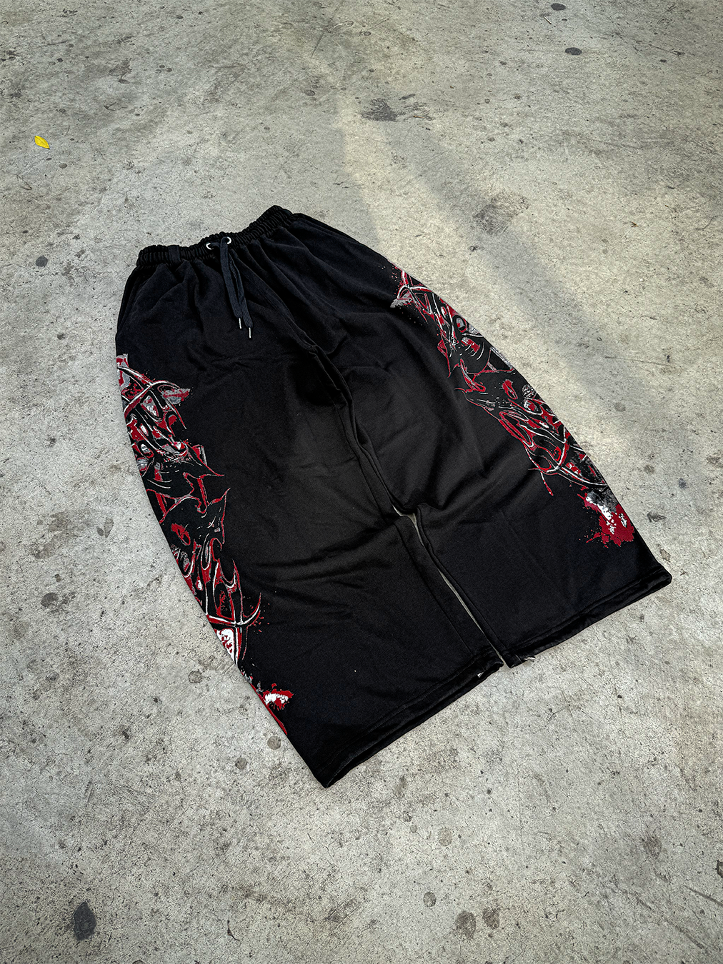 Bloodbound Buzo – Black/Red