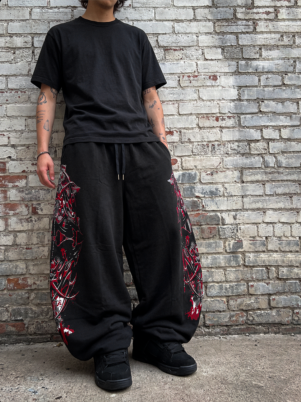 Bloodbound Buzo – Black/Red